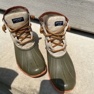 Sperry Rubber Boots